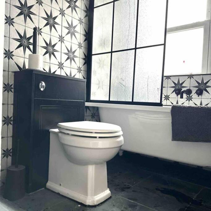 Stunning 2 Bedroom Flat Camden Londra Dış mekan fotoğraf